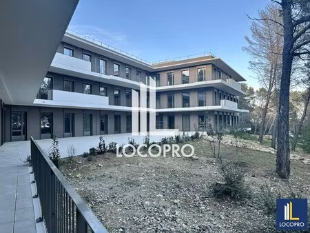 location bureaux 174 m²