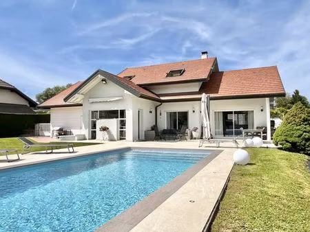 maison de prestige de 267 m2 en vente poisy  france