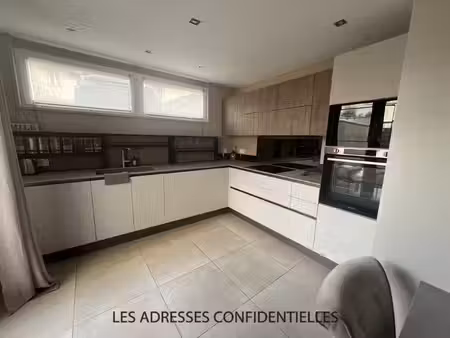 soucieux en jarrest  duplex de 3 pièces de 101 m2 avec terr