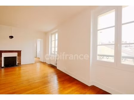 versailles chantiers – appartement lumineux 60 m² (70 m² utiles) proche gare  cave et loca