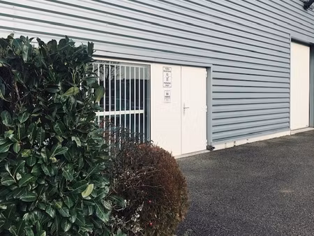 local d'activite à vendre
