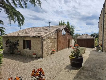 3 propriétés et piscine