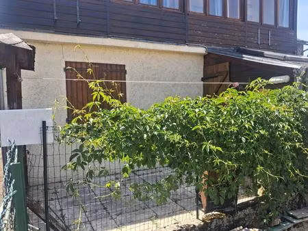 pied à terre dans le petit québec ariégeois