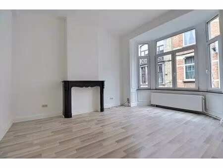 appartement à vendre avec 1 chambre   dinant (vbe29535)