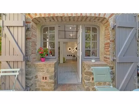 vente ramatuelle 2 pièces 44 m² <meta name="description" content="exclusivité — au calme  