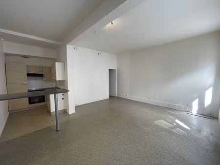à louer appartement 34 m² – 470 € |metz