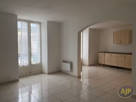à louer appartement 69 2 m² – 600 € |nozay