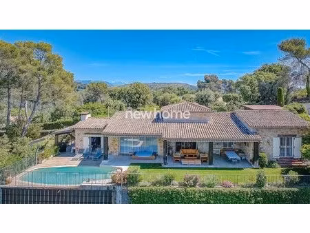villa dans un domaine prestigieux avec vue panoramique