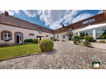 maison de prestige de 317 m2 en vente saint-prest  centre