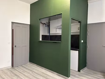 location appartement 2 pièces 30m² nimes 30900
