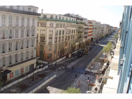 location appartement 3 pièces 65 m² à nice (06000)