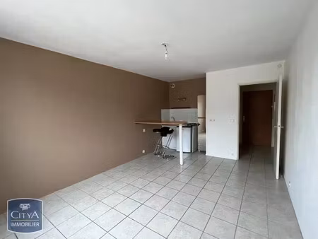 appartement à louer 1 pièce 23.78 m² - tours (37) - 493€