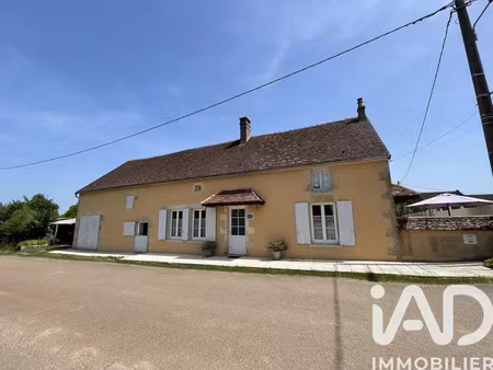 maison de campagne à menou (58210)