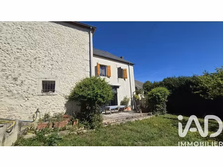 maison à val-au-perche (61260)