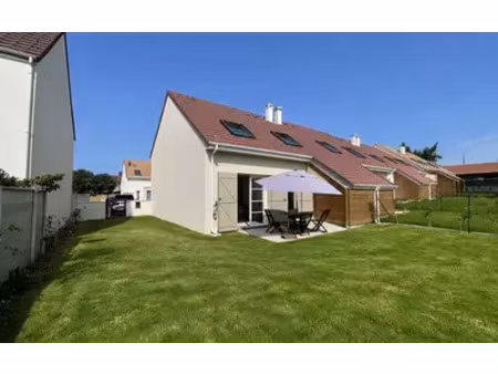 courtry (77181)