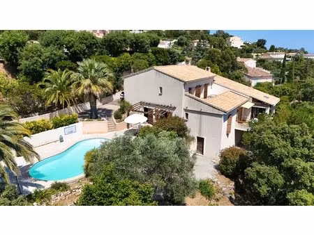 maison les issambres 6 pièce(s) 178 m2