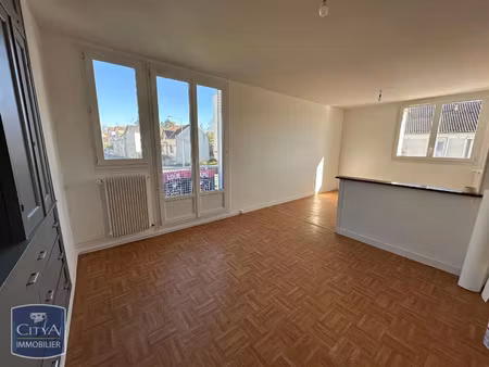 appartement à louer 4 pièces 75.33 m² - châteauroux (36) - 605€