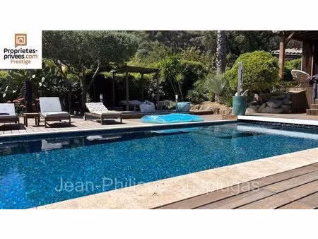 villa sanary sur mer 7 pièce(s) 235 m2