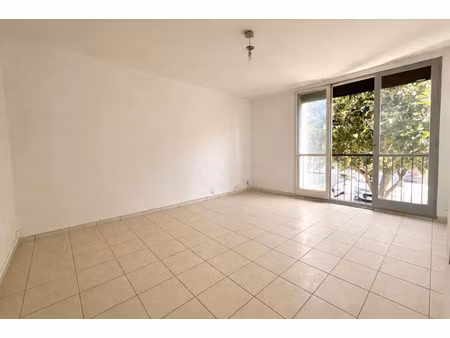 vente appartement 4 pièces 74 m² salon-de-provence (13300)