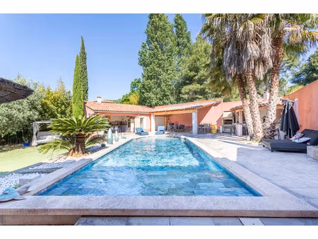 vente maison 7 pièces 226 m² martigues (13500)