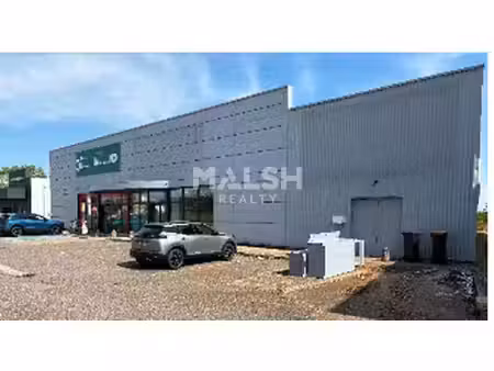 location local commercial 547m² mably 42300