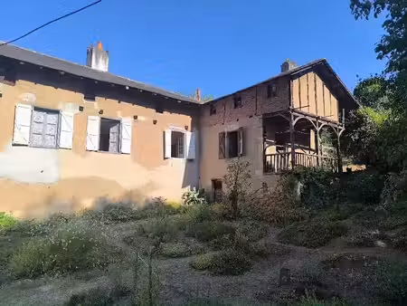 vente maison 8 pièces 157.75 m² à capdenac (46100)  159 000 €