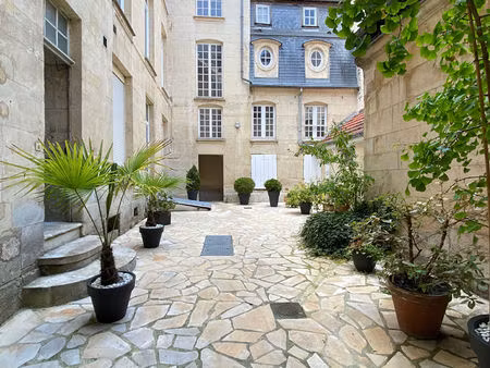 caen place saint sauveur : charmant studio de 23.09 m2