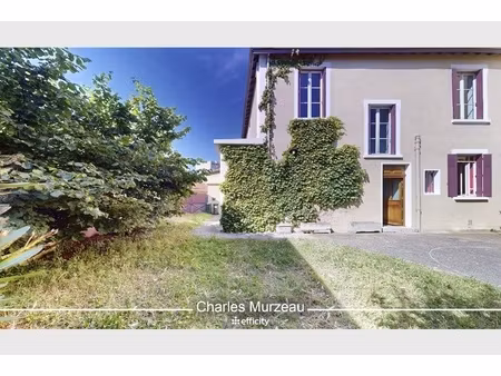 maison 7 pièces - 160 m²