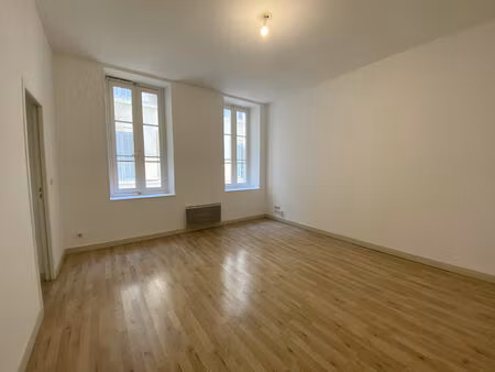 appartement t2 / quartier république 13002 marseille