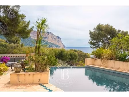 vente - cassis - presqu'île bestouan - villa vue mer - 7 chambres - piscine - vue mer et c