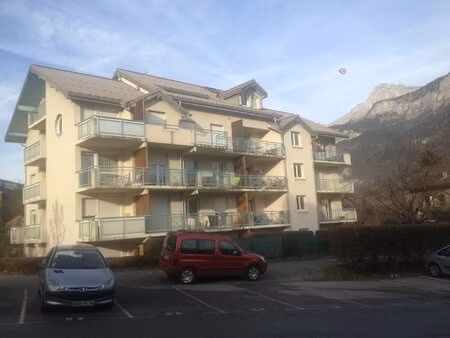 location appartement 3 pièces 65m² sallanches 74700