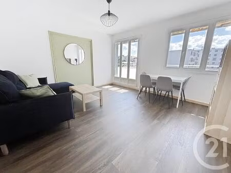 location appartement 4 pièces 78m² clermont ferrand 63000