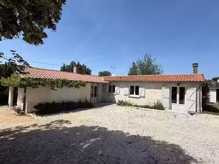 vente maison 4 pièces 90 m² à bourdeilles (24310)  184 000 €