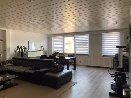 instapklaar 2-slaapkamer appartement met dakterras