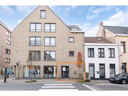kantoorruimte nabij het centrum en station van oudenaarde!