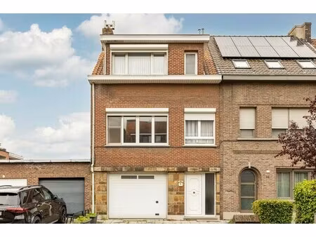 praktische woning met tuin en garage