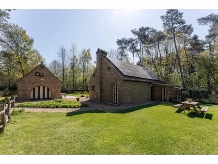 exclusief domein met twee vakantiewoningen in het hart van het drongengoed