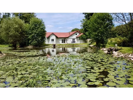 vente maison 5 pièces 168 m² lure (70200)