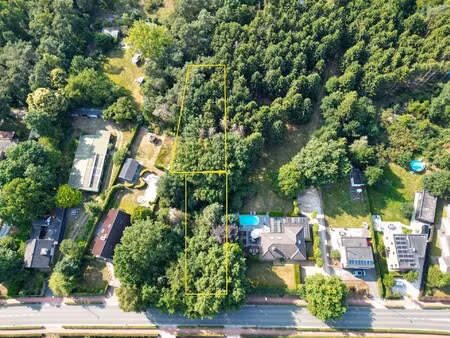 bouwgrond + achterliggend bos  samen 1.590m²