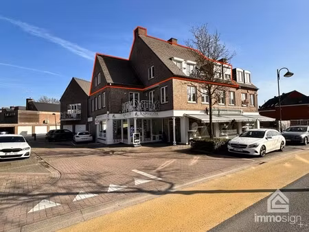 instapklaar appartement in het centrum van hamont met terras en 2 slaapkamers