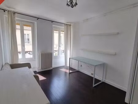 appartement 3 pieces meuble traversant