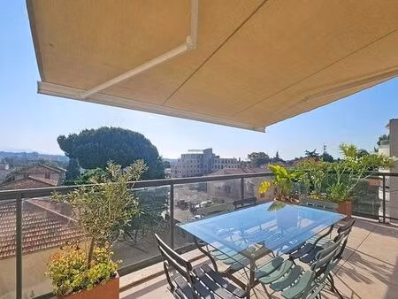 appartement de 3 pièces de luxe en vente à saint-laurent-du-var  provence-alpes-côte d'azu