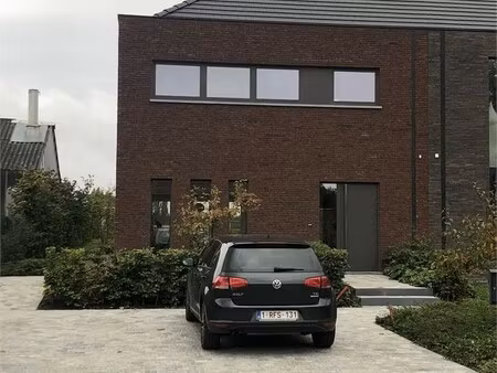 te koop in oosteeklo bostraat 5