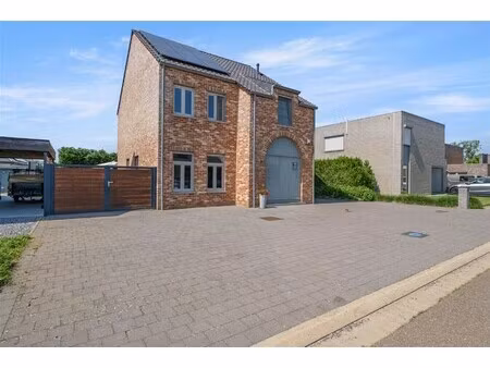 te koop: instapklare vrijstaande woning met 3 slaapkamers te meldert!