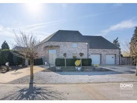 luxueus wonen met wellness en ruimte – unieke villa in kermt