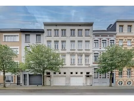 polyvalent gebouw op het zuid - ca 590 m² vloer - perceel ca 300 m²