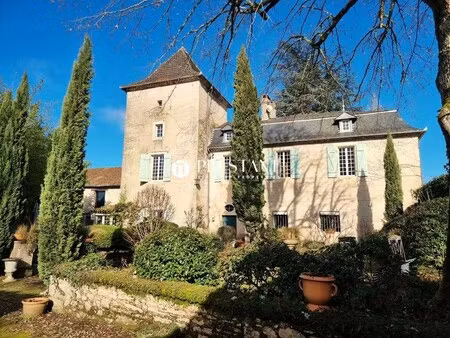 manoir à vendre à cahors : 1 120 000 € | 350m²