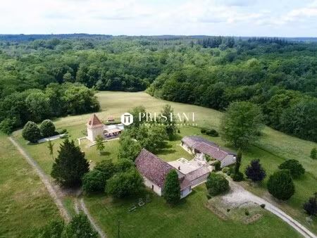 propriété de luxe à vendre à bergerac : 797 000 € | 200m²