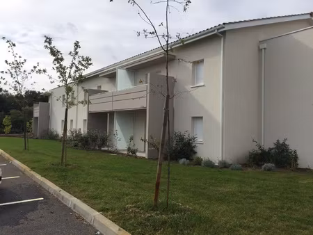 location appartement 3 pièces 61m²