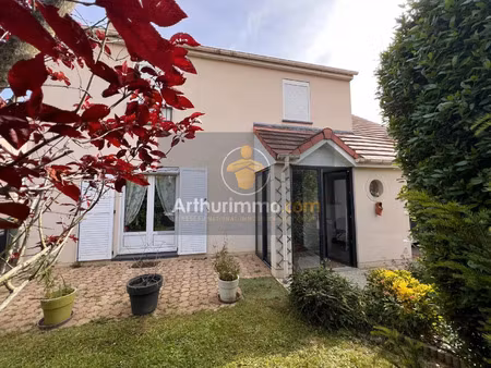 vente maison 4 pièces 93 m2 à brie-comte-robert